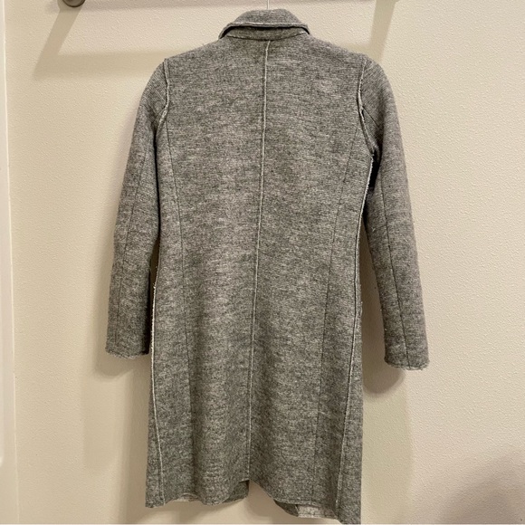 Wool coat - Picture 3 of 5